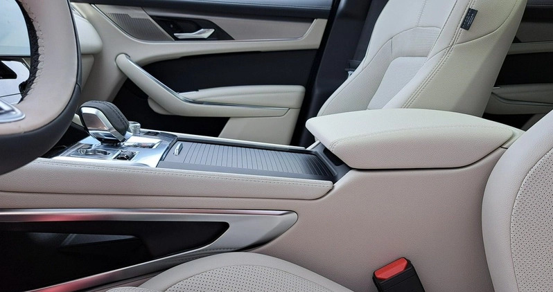 Jaguar F-Pace cena 349900 przebieg: 8200, rok produkcji 2023 z Szadek małe 781